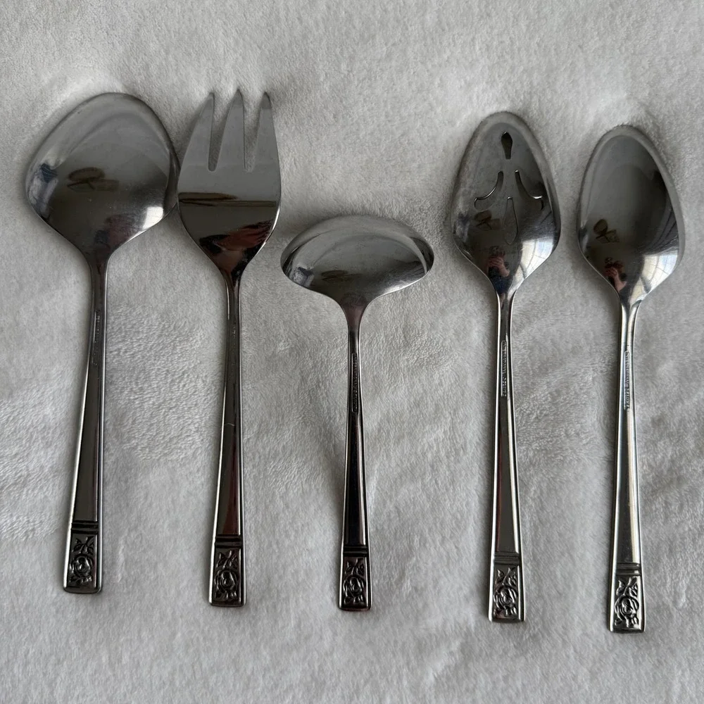 Vintage International Deluxe 5 Pc. Serving Utensil Set Rose Pattern‎ Spoons Fork